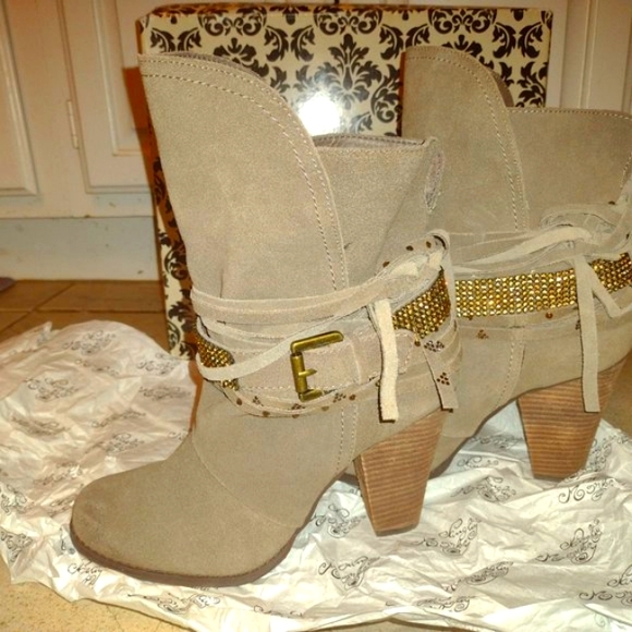 Naughty Monkey Booties - Picture 8 of 8